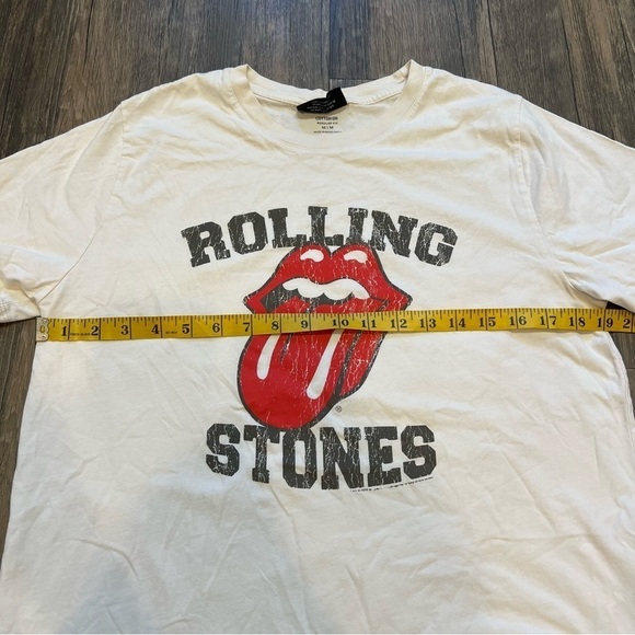 Women’s Cotton On White Short Sleeves Rolling Stones Graphic T- Shirt Size M - Picture 6 of 7